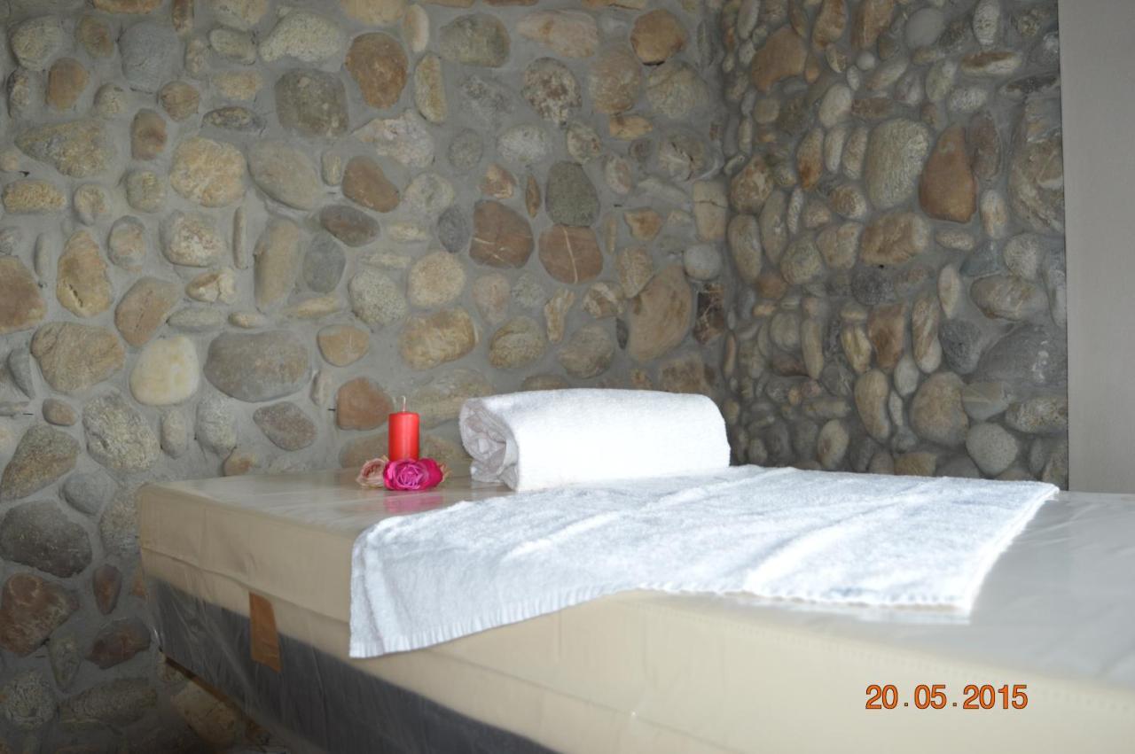 Hotel Le Botti Guarene Ngoại thất bức ảnh