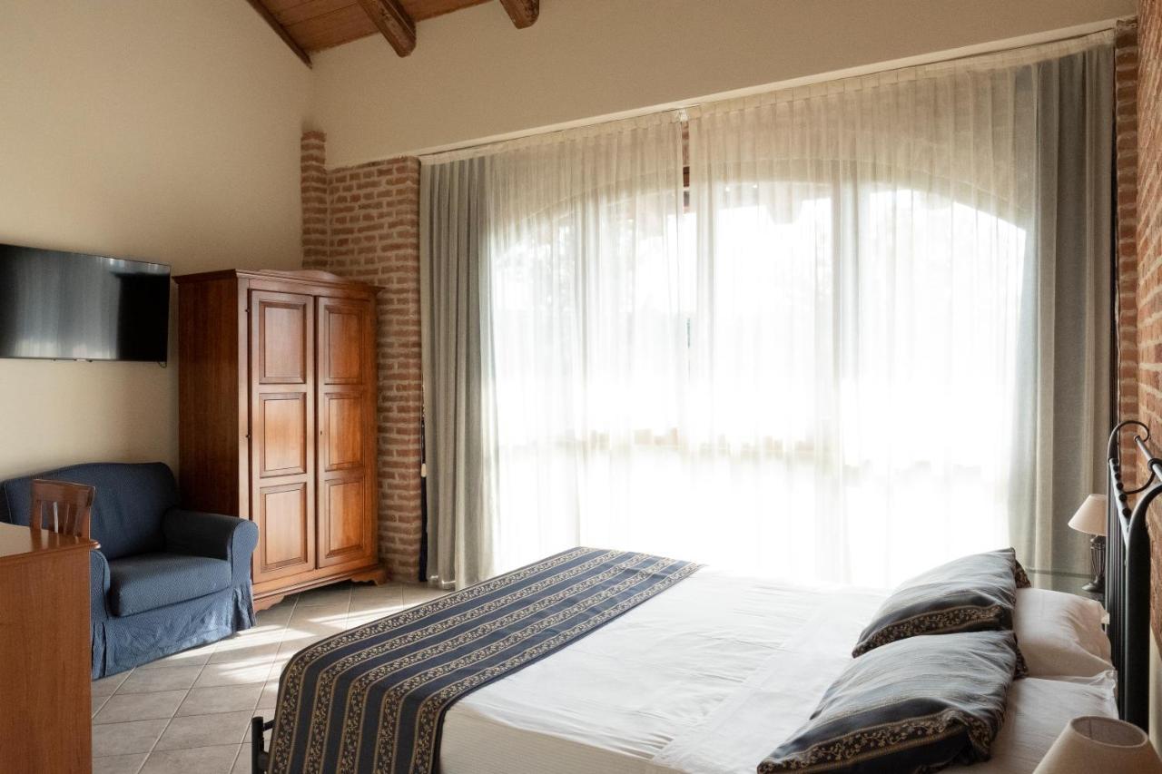 Hotel Le Botti Guarene Ngoại thất bức ảnh