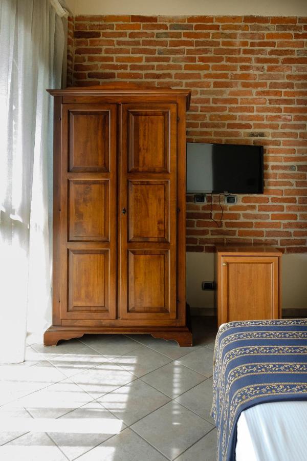 Hotel Le Botti Guarene Ngoại thất bức ảnh