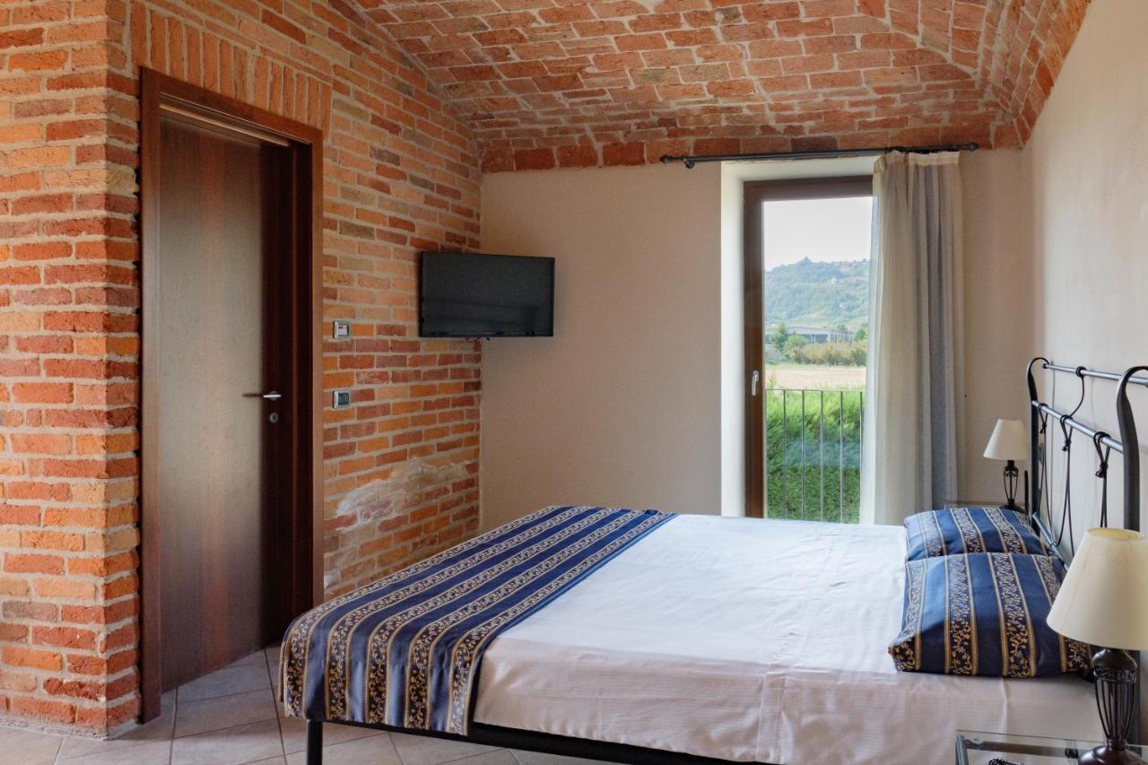Hotel Le Botti Guarene Ngoại thất bức ảnh