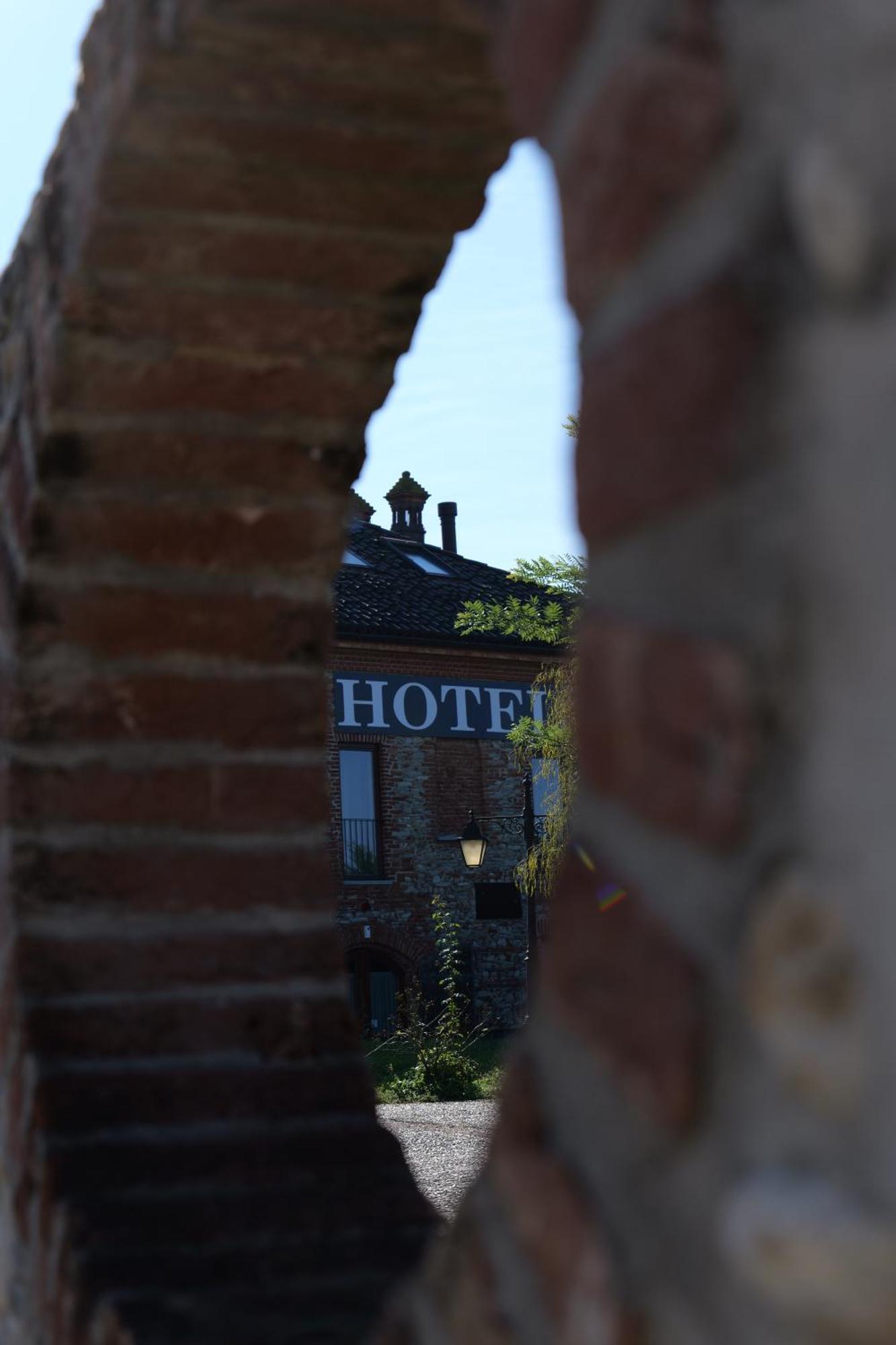 Hotel Le Botti Guarene Ngoại thất bức ảnh