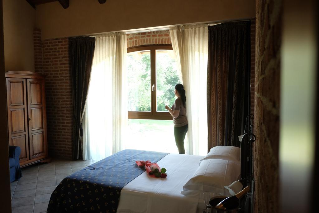 Hotel Le Botti Guarene Ngoại thất bức ảnh