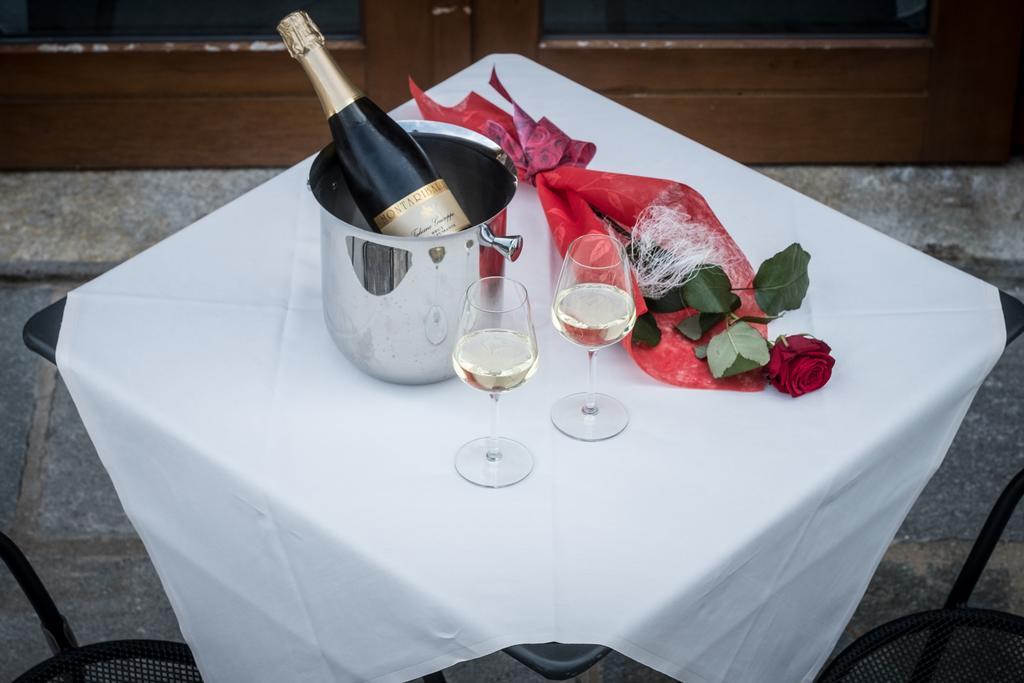 Hotel Le Botti Guarene Ngoại thất bức ảnh